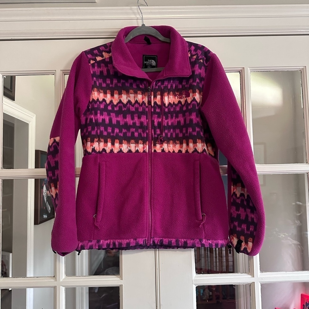 The North‎ Face Vibrant Pink and Purple Puffer Coat